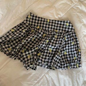 Flowy Xhilaration Shorts